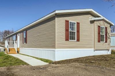 Mobile Home at 1389 Rolling Hills Dr Maplewood, MN 55119