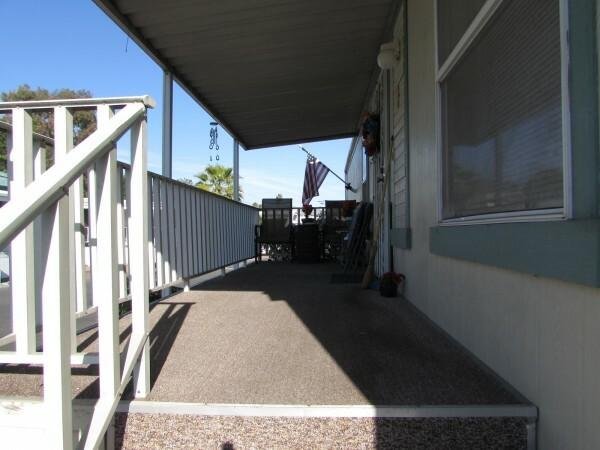 2000  Mobile Home For Sale