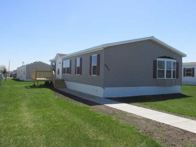 Mobile Home at 6012 S Prestwick Pl Sioux Falls, SD 57106