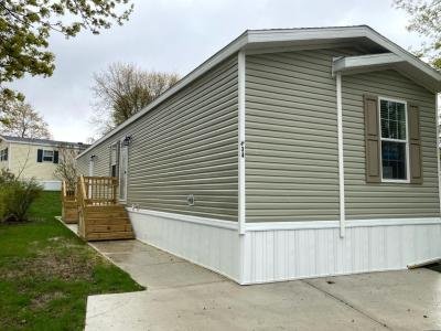 Mobile Home at 534 Maple Ln Oakland Township, MI 48363