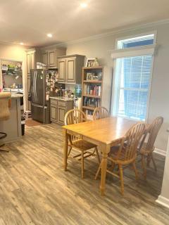 Photo 4 of 16 of home located at 1106 W Lakeview Drive Sebastian, FL 32958