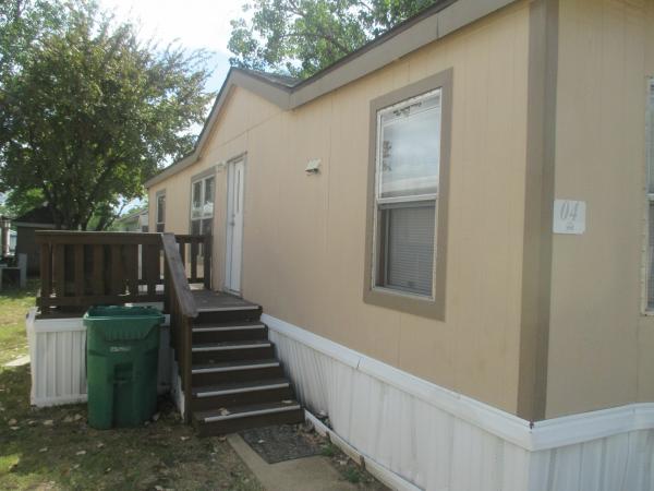 1999 REDMAN Mobile Home For Rent