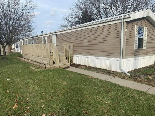 1988 Fairmont 22 Mobile Home For Sale
