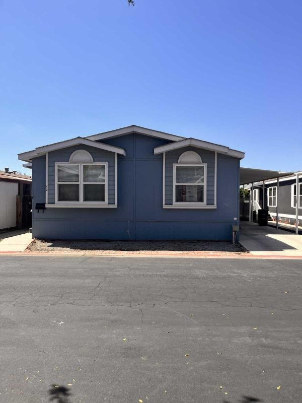 Photo 1 of 2 of home located at 80 E Dawes St Spc 42 Perris, CA 92571