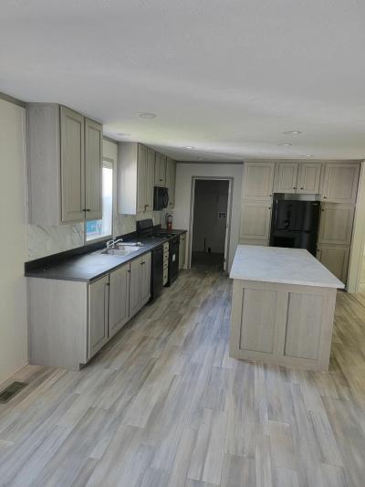 Mobile Home at 2758 Calgary #371 Wyoming, MI 49519