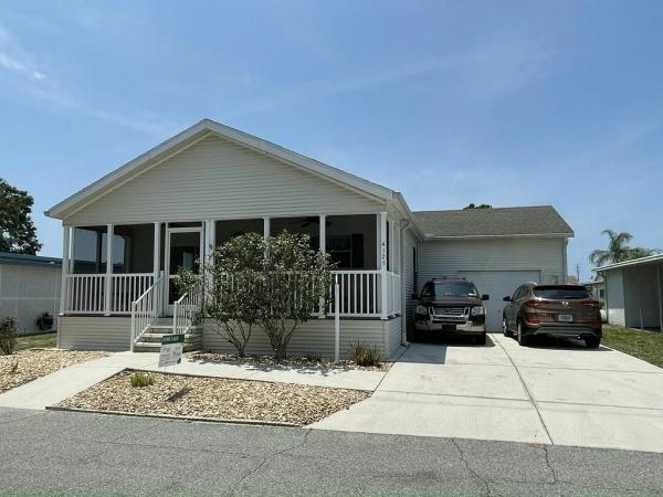 2004 PALM Mobile Home For Sale