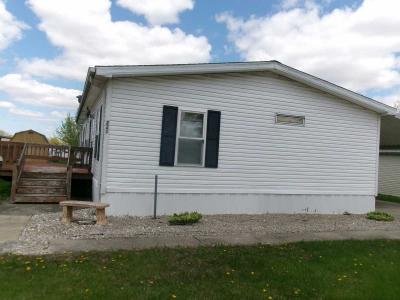Mobile Home at 221 Ray Ave Kendallville, IN 46755