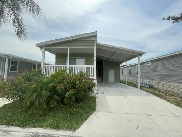 2020 Fleetwood - Douglas Mobile Home For Rent