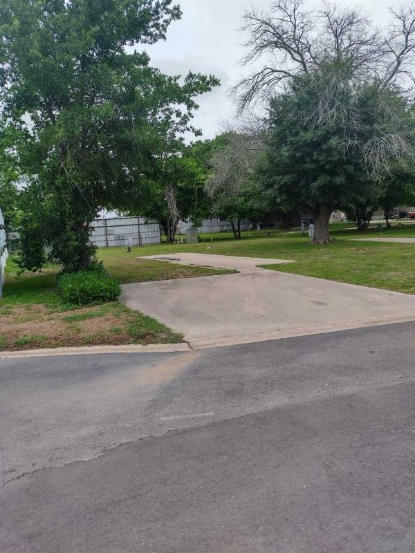 Photo 1 of 2 of home located at 305 W. Elm Rd Vacant Lot 13G Killeen, TX 76542