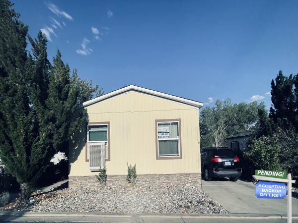 2015 Champion Home Builders Inc Mobile Home For Sale