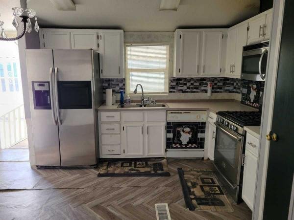 2000 Clayton Manufactured Home