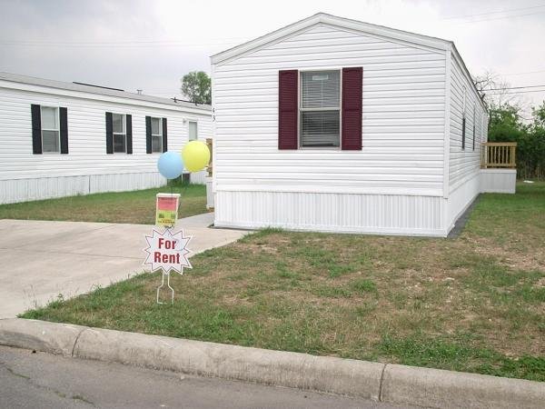 2005 Champion Mobile Home For Rent