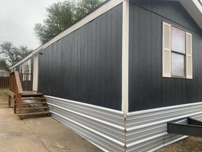Mobile Home at 301 International Blvd D-13 Laredo, TX 78045