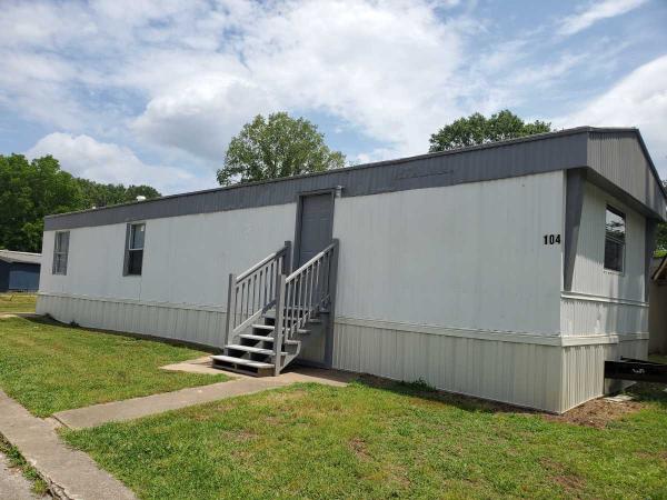 Photo 1 of 2 of home located at 3012 Johnson Rd SW, Huntsville, AL 35805