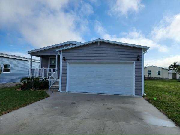 2022 Palm Harbor - Plant City Tallahassee w/Den w/ Garage Mobile Home