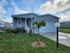 Photo 5 of 20 of home located at 5439 Fiddleleaf Dr #233 Fort Myers, FL 33905