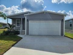 Photo 4 of 20 of home located at 5415 Fiddleleaf Dr #237 Fort Myers, FL 33905