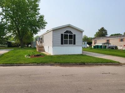 Mobile Home at 6219 Us Hwy 51 South, Site # 52 Janesville, WI 53546