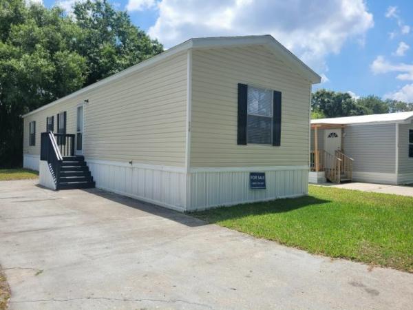 2015 FLEETWOOD Mobile Home For Rent