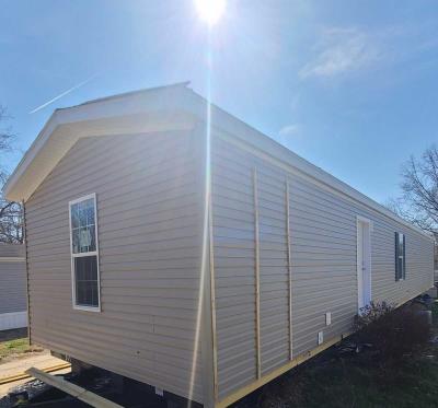 Mobile Home at 424 Arapaho Dr. Belleville, IL 62220