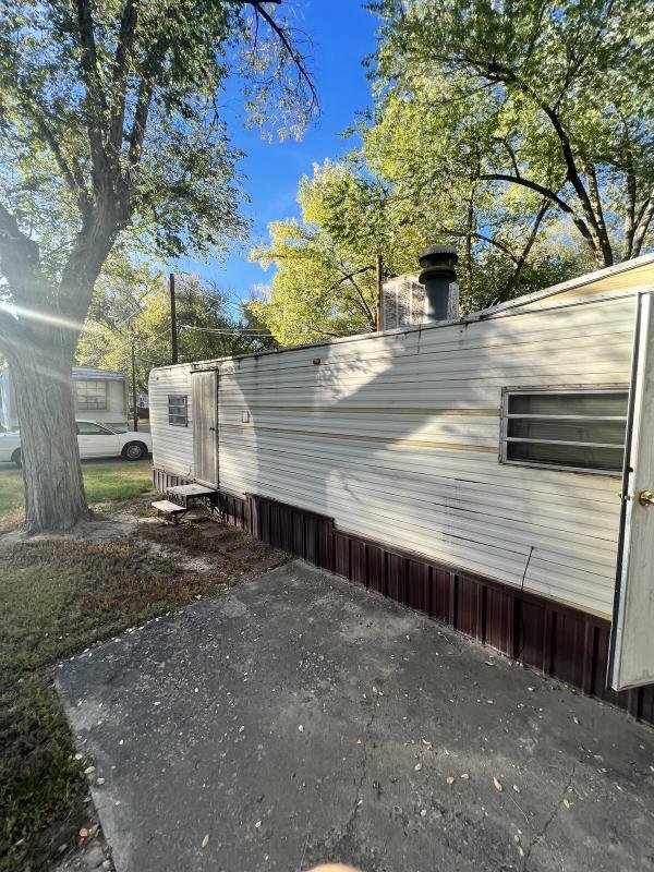 1980  Mobile Home For Sale