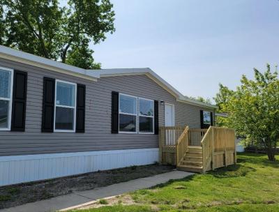 Mobile Home at 6902 Kensington Drive East Fort Wayne, IN 46818