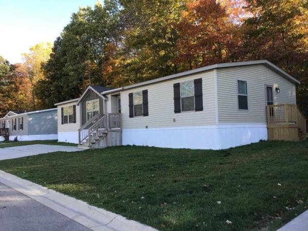 2016 Clayton Mobile Home For Rent