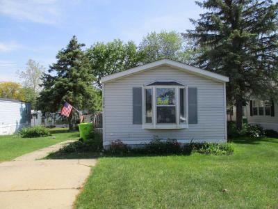 Cedarbrook Estates Mobile Home Park in White Lake, MI | MHVillage