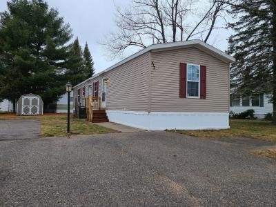 Mobile Home at 413 Jan Marie Cadillac, MI 49601