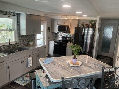 Photo 5 of 8 of home located at 162 NE S. Warner Dr Jensen Beach, FL 34957