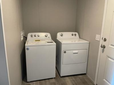 Mobile Home at 724 Morgan Drive Flint, MI 48506