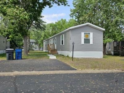 Mobile Home at 1555 Hall St Shoreview, MN 55126