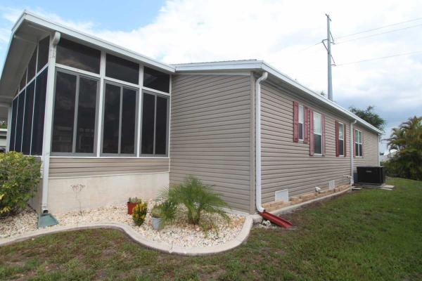 2002 Palm Harbor Manufactured Home