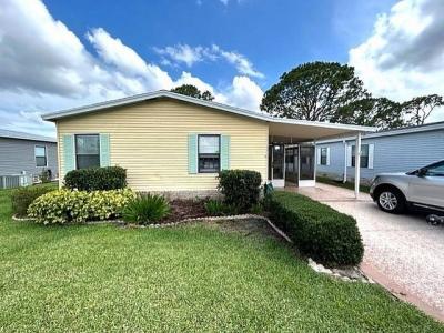 Crystal Lake Club Mobile Home Park in Avon Park, FL | MHVillage