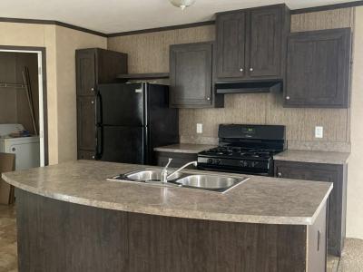 Mobile Home at 21091 Martineau, Site #727 Macomb, MI 48044