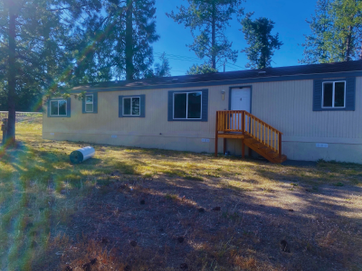 Mobile Home at 35312 N Newport Hwy Chattaroy, WA 99003