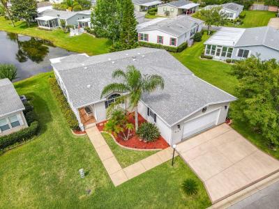 Photo 2 of 23 of home located at 14 Pineview Lake Circle Ormond Beach, FL 32174