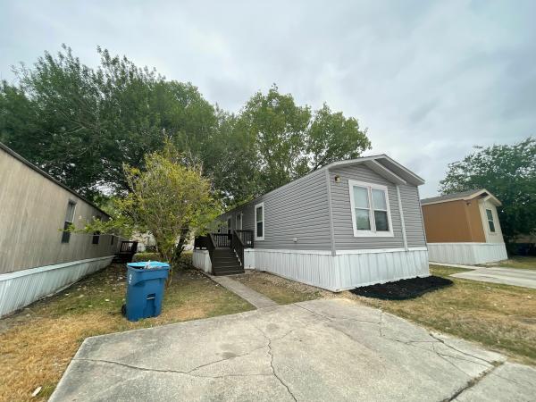 2015 Clayton Homes Inc Mobile Home For Sale