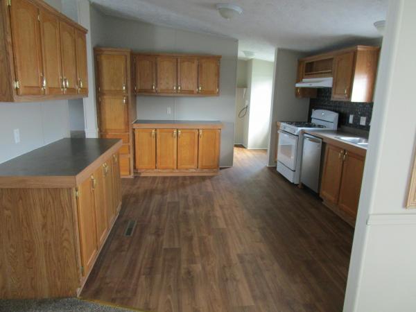 2000 Fairmont Homes Mobile Home For Sale