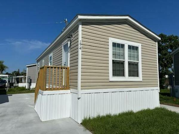 2023 Live Oak Homes Mobile Home For Rent