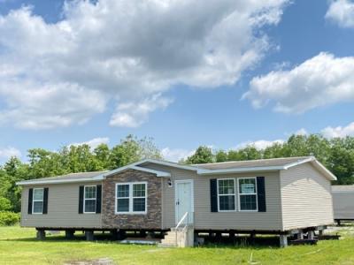 Mobile Home at 15405 Lee Hwy Bristol, VA 24202