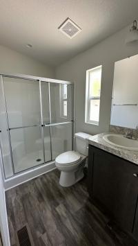2022 Fleetwood 220CL20442L Mobile Home