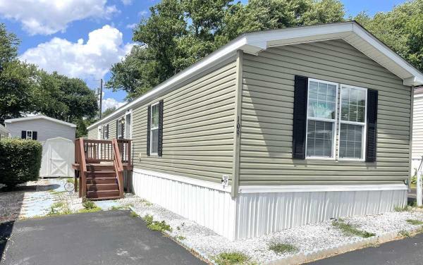 2009 Colony Mobile Home For Sale | 7959 Telegraph Rd. Lot 109 Severn, MD