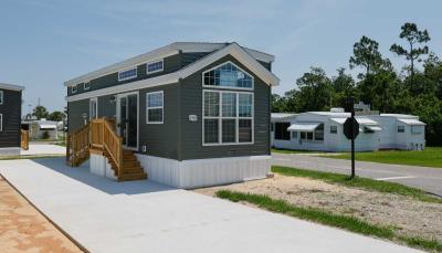 Mobile Home at 3522 Bill Sachsenmaier Memorial Dr Avon Park, FL 33825