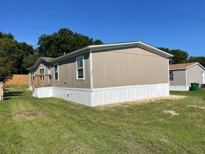 Mobile Home at 7616 Upper Seguin Rd Lot 220 Converse, TX 78109