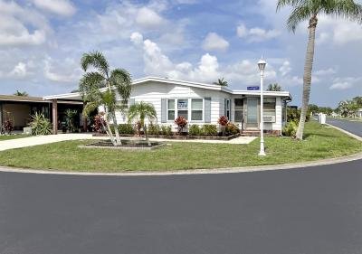 Mobile Home at 26260 Lexington Dr Bonita Springs, FL 34135