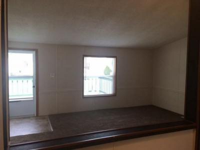 Photo 3 of 3 of home located at 128 Pinetree Lane Flint, MI 48506