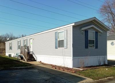 Mobile Home at 794 Maple Justice, IL 60458