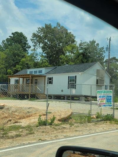 Mobile Home at 107 Fish Creek Thoroughfare Montgomery, TX 77316