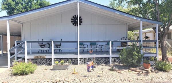 2000 Schult Manufactured Home